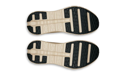 On Cloudtilt 'Ivory Almond'