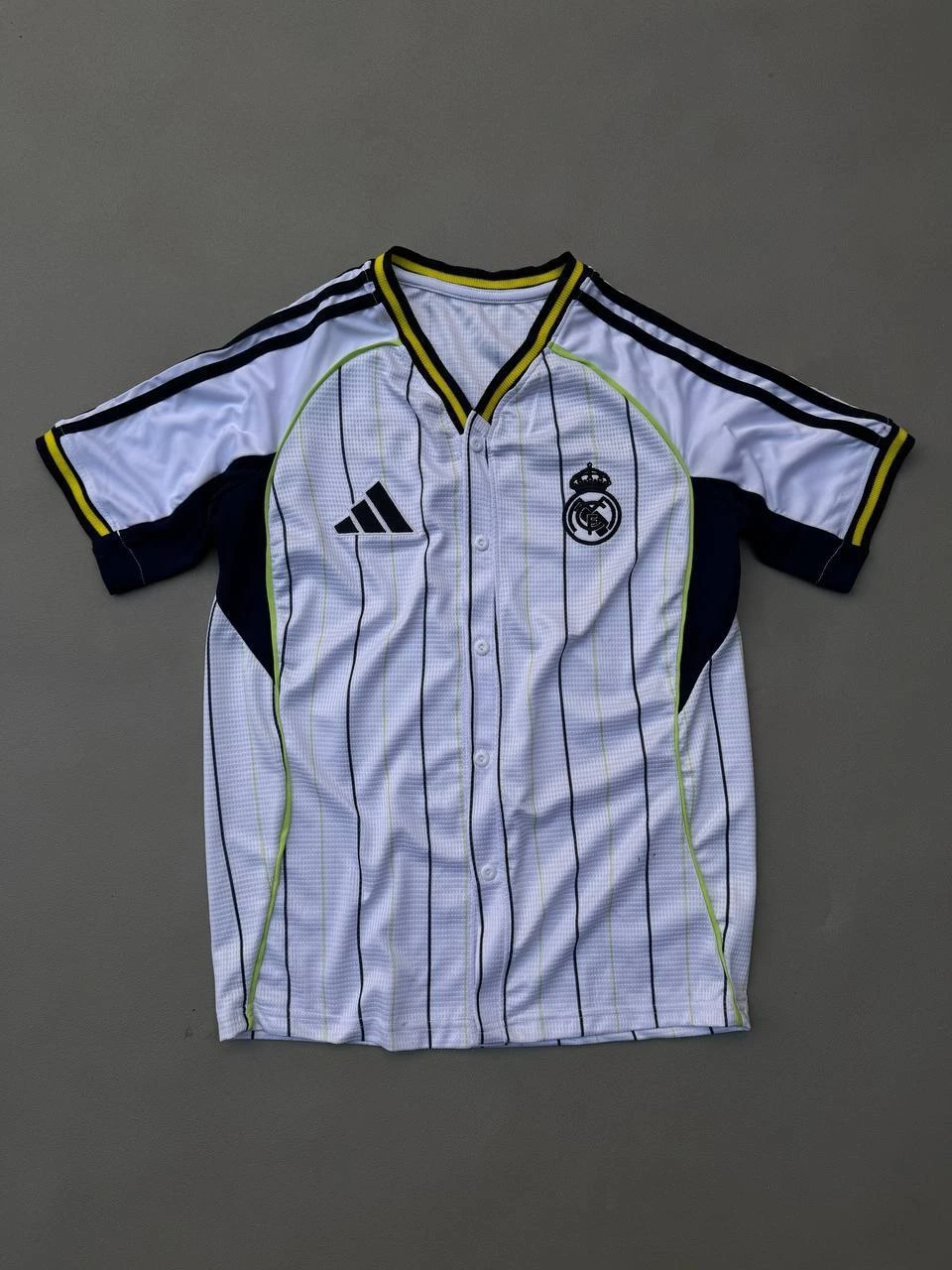 قميص بيسبول ريال مدريد
